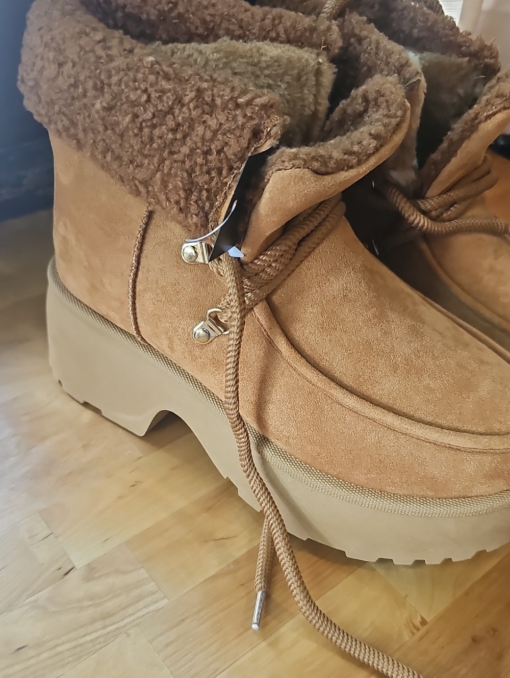 Platforms Boots - Picture 4 of 6